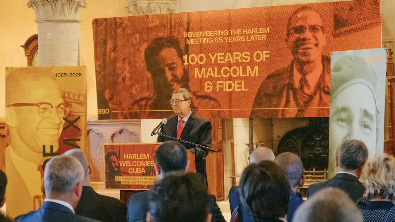 Temidden van “de geëscaleerde vijandelijkheden van Washington” komen diplomaten en activisten samen om de historische ontmoeting tussen Fidel en Malcolm X te herdenken.